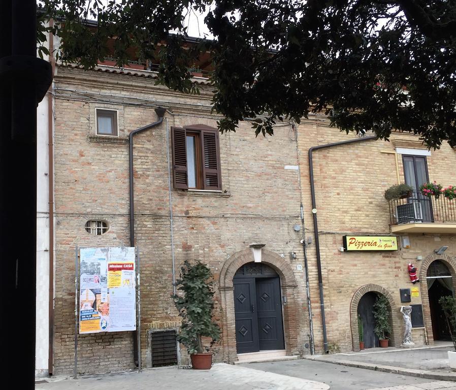 La Terrazza Sul Borgo Bed and Breakfast Serracapriola Eksteriør billede